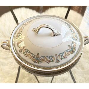 AYNSLEY Henley VTG Bone China Casserole Dish